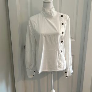 New without tags ladies blouse